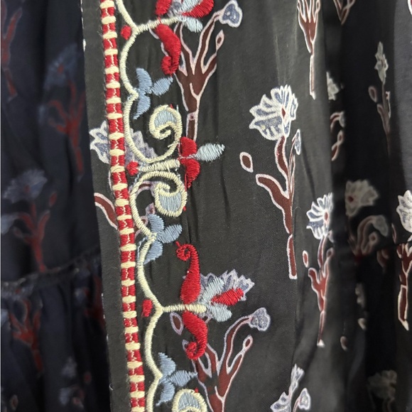 Floral Patterned Long Kimono- fits like a large/XL nice oversized look! - Picture 2 of 6